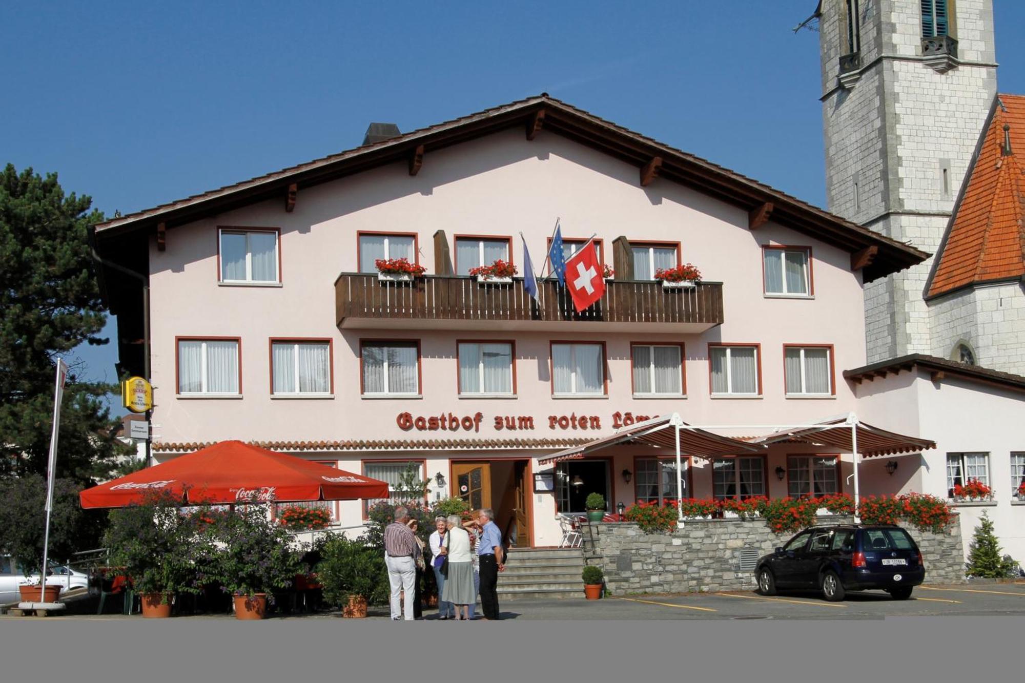 Hotel Zum Roten Loewen Hildisrieden ภายนอก รูปภาพ